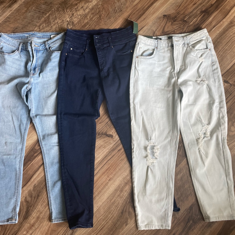 Women’s jeans lot size 8 Ann Taylor Old Navy Wild Fable
